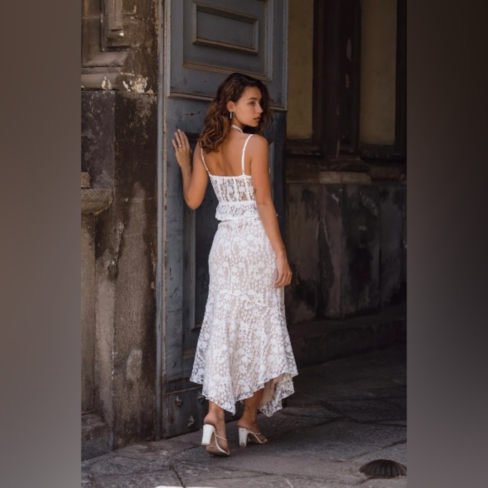 12th Tribe White Lace Asymmetrical Midi Skirt